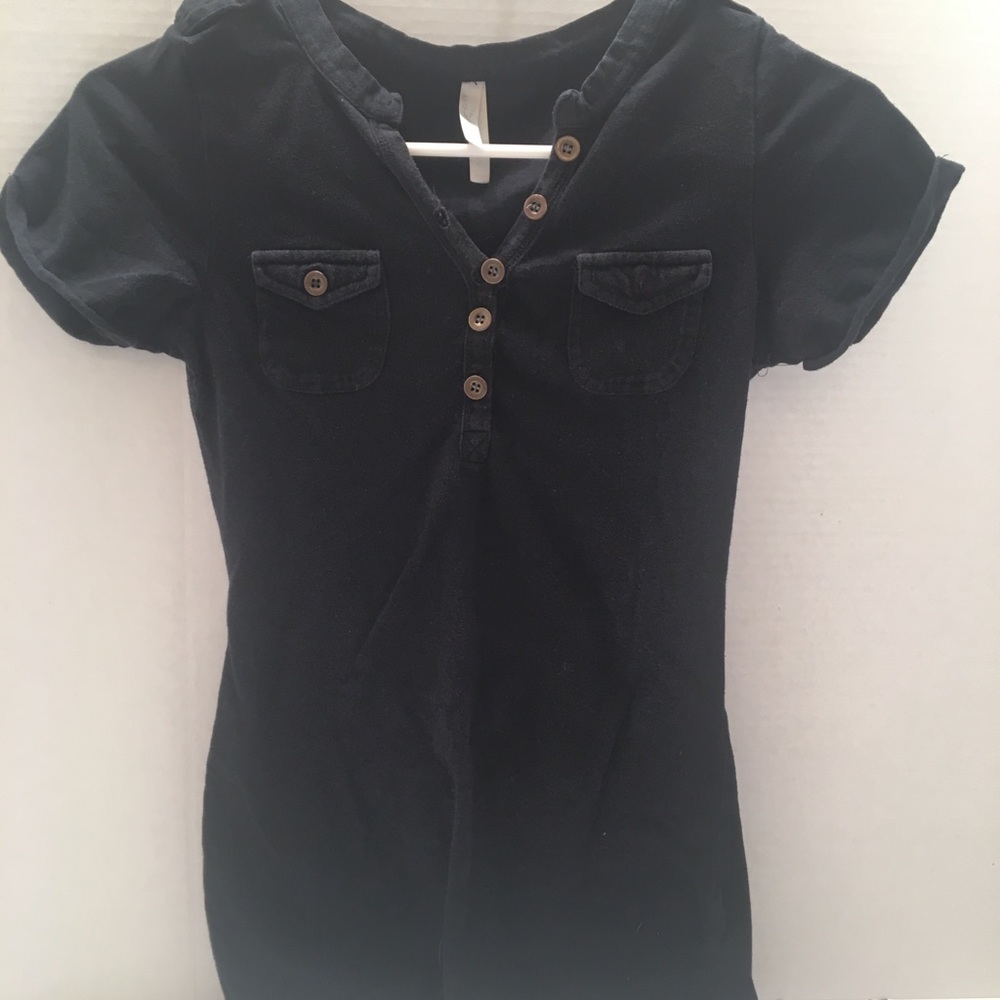 Black shirt